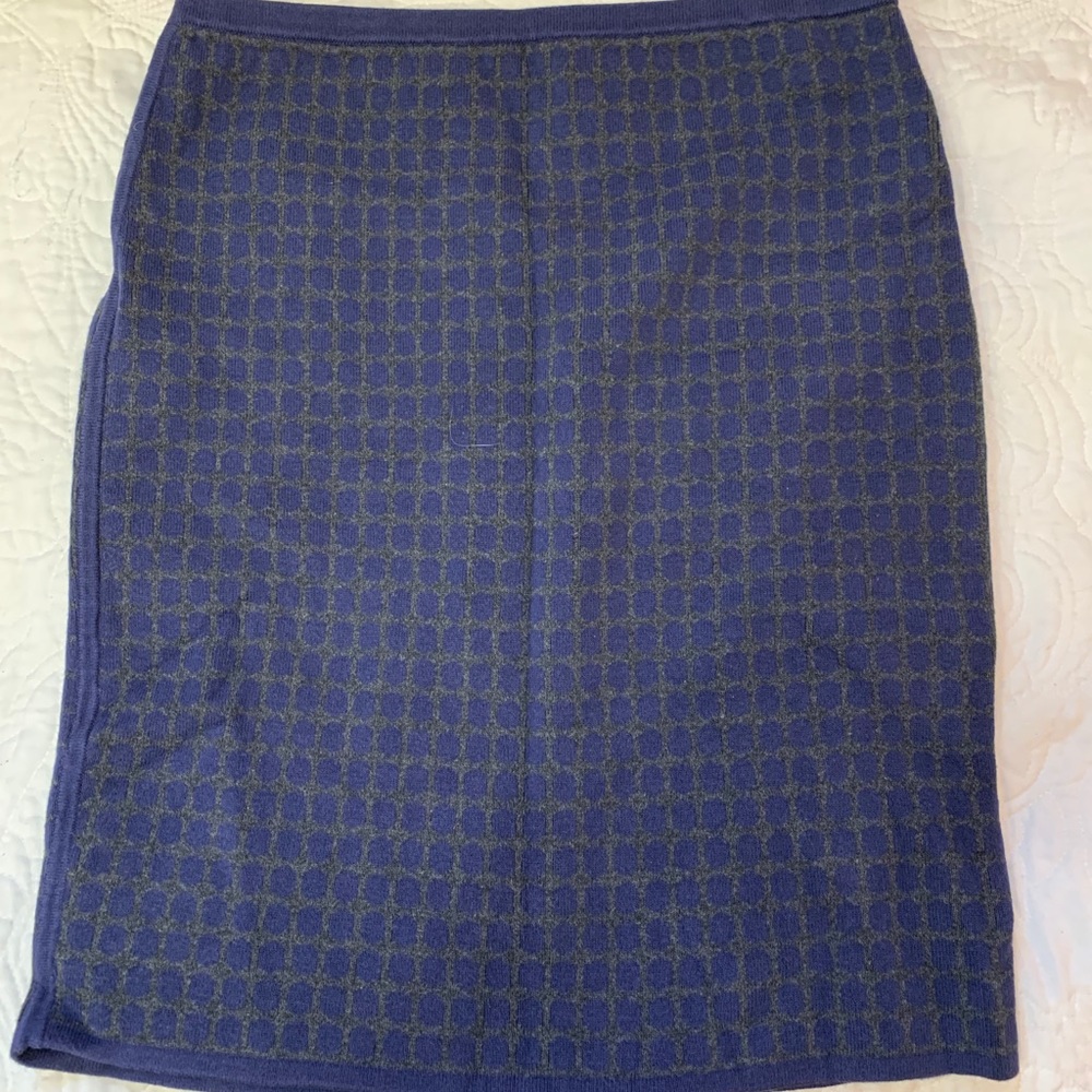 Pencil skirt